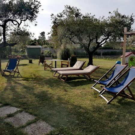 Bed and Breakfast Nonna Piera Marina Di Carrara Zewnętrze zdjęcie