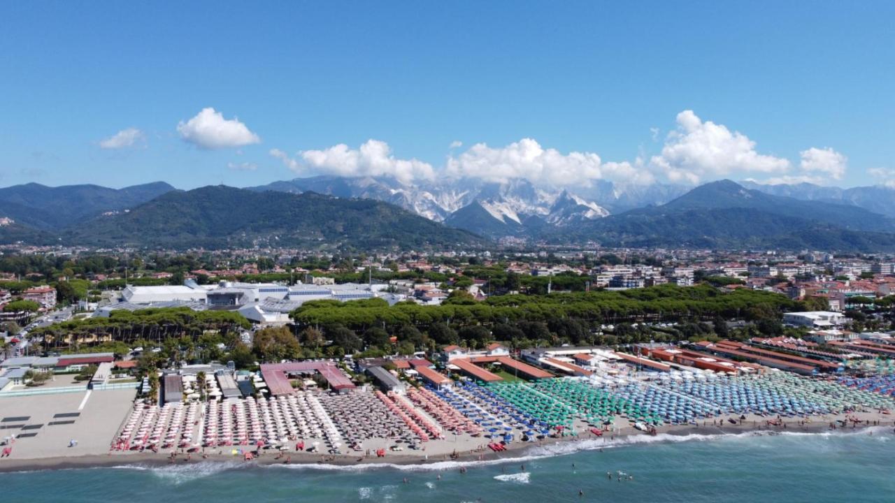 Bed and Breakfast Nonna Piera Marina Di Carrara Zewnętrze zdjęcie